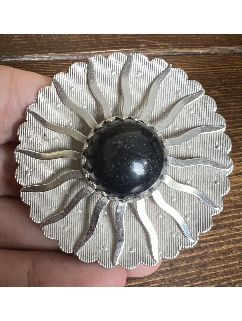 Vintage Sarah Coventry Silver Tone Black Cabochon Textured Round pin Brooch